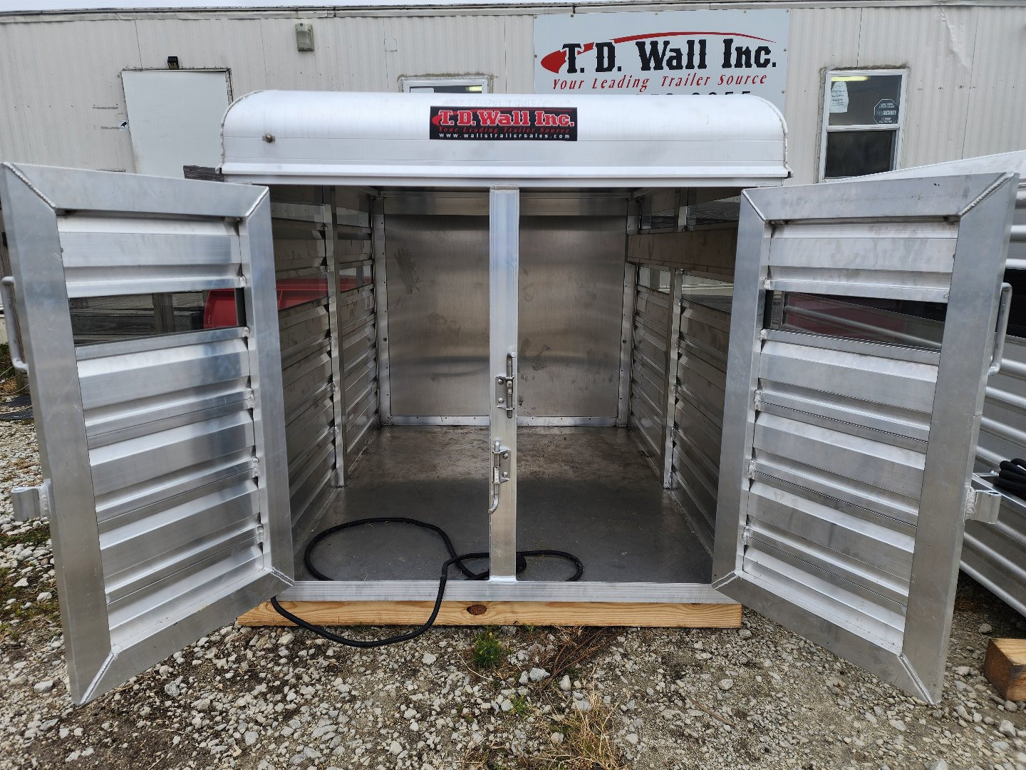 New 2025 Exiss Livestock Box Truck Box