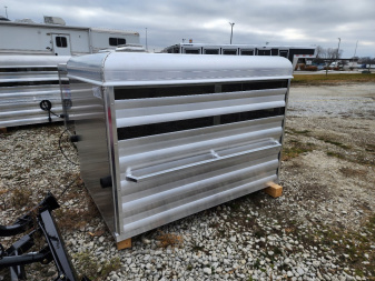 New 2025 Exiss Livestock Box Truck Box