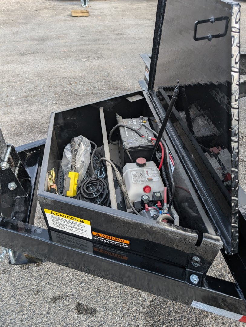 New 2025 H&H Trailers 83x14 Industrial, 14K Scissor Dump Trailer