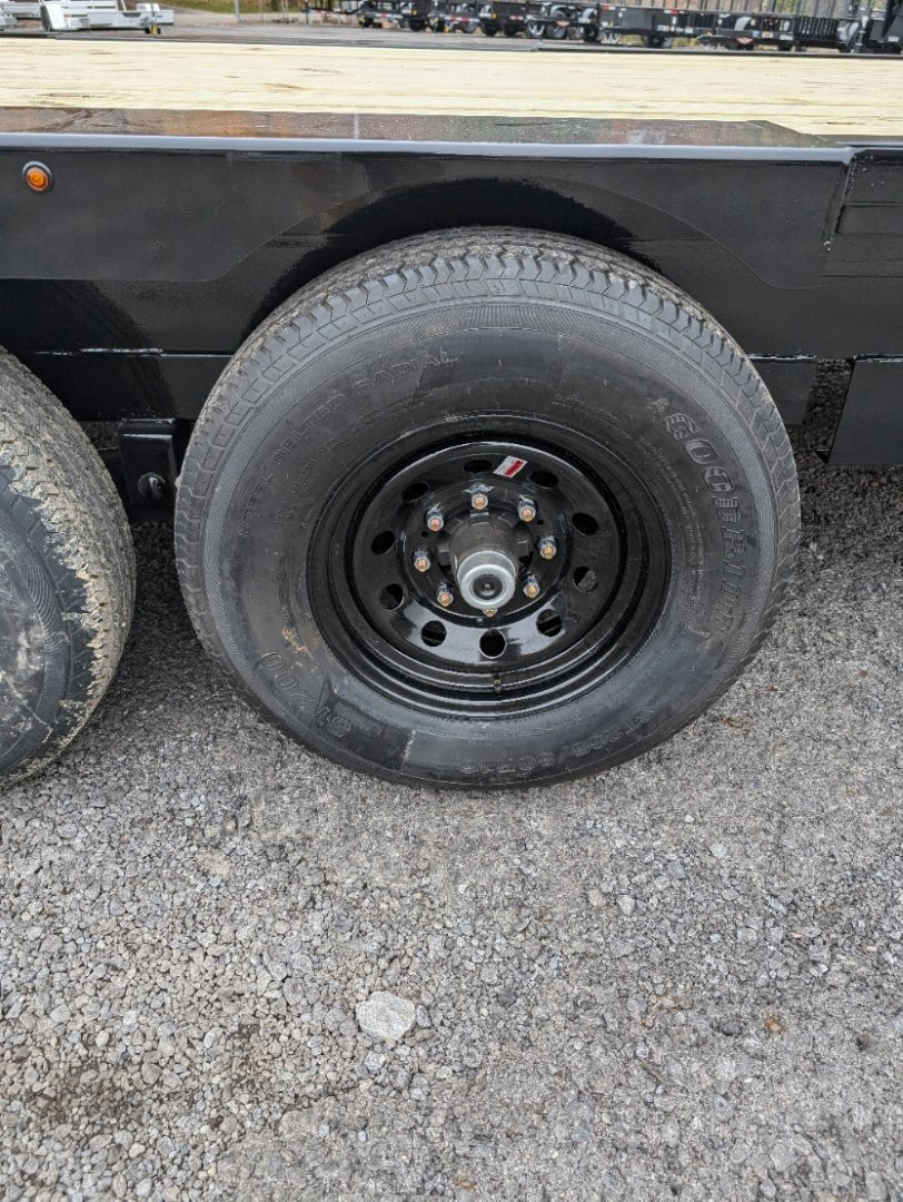 New 2025-Triple-Crown-Trailers-8.5&#215;24-14K-Deck-Over-Trailer-37371