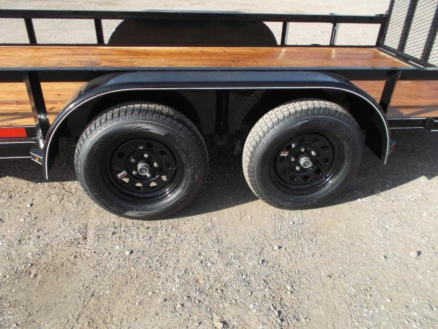 New 2025 J&C TRAILERS 83x16 Tandem Axle Utility Trailer / Lowboy Trailer / 4ft Ramp Gate / 2" Bulldog Coupler