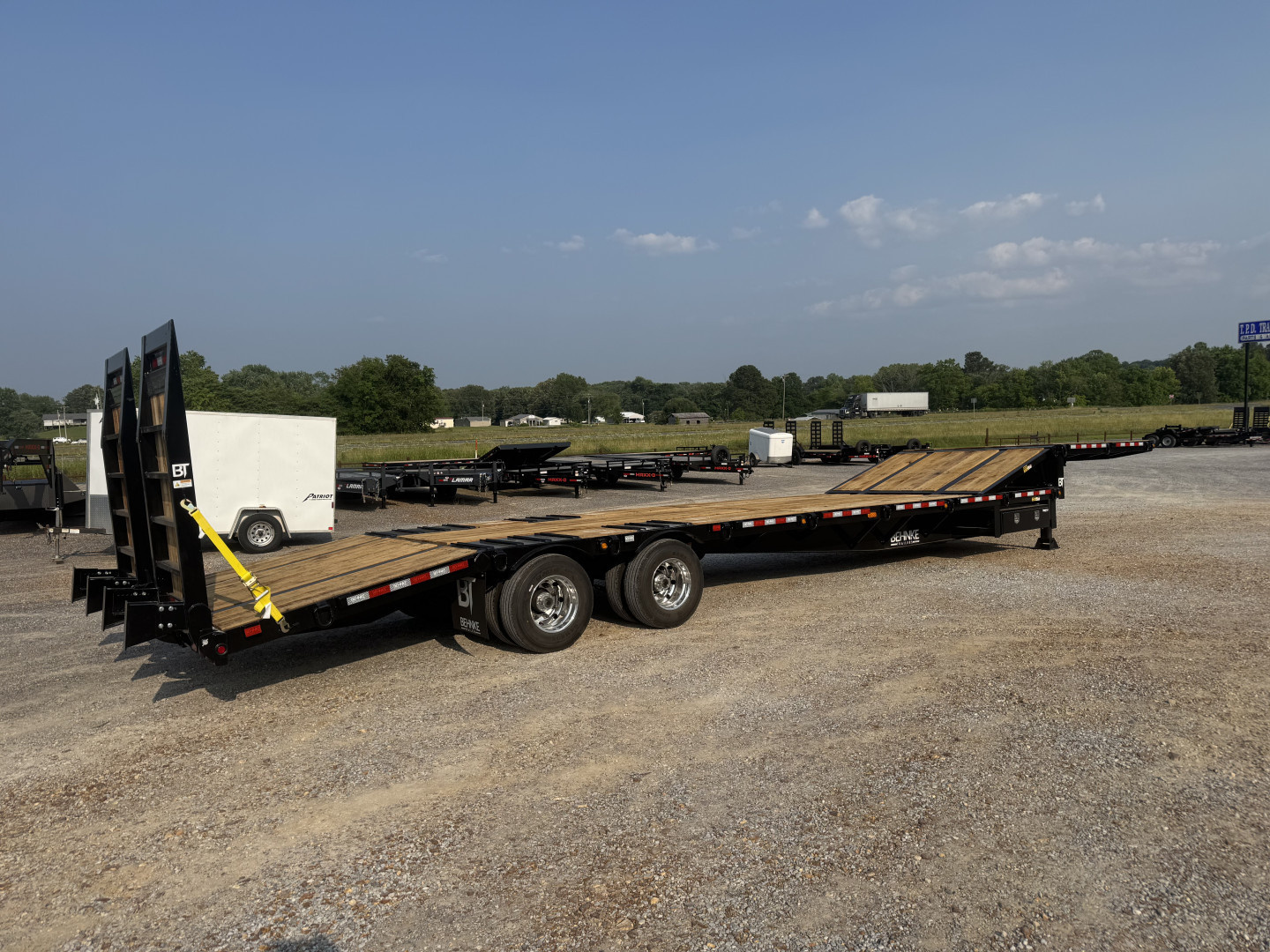 New 2026 Behnke Step Deck Trailer | 102" x 45' 60K GVWR