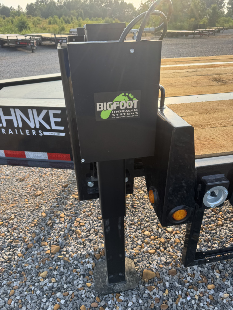 New 2026 Behnke 102"x36' 20 TON Pintle Hitch Tag Trailer *HYD DOVE TAIL*