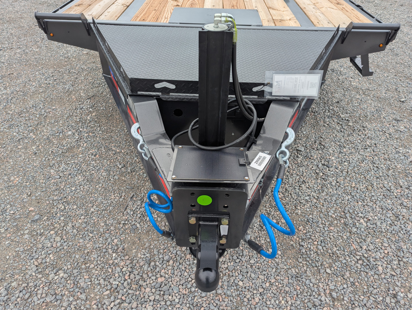 New 2025 Diamond C 22' DET Deckover Tilt Trailer 18000 GVWR