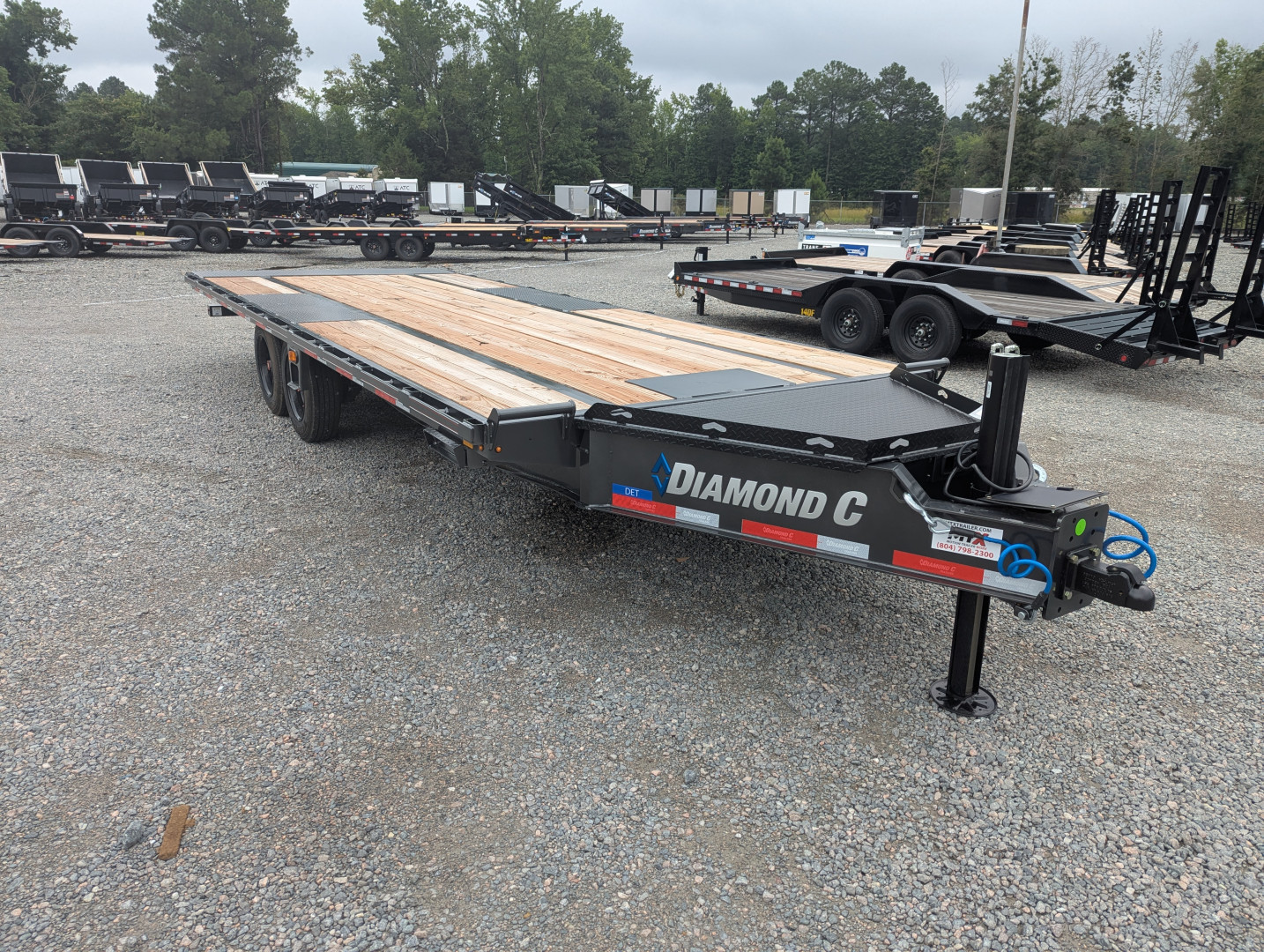 New 2025 Diamond C 22' DET Deckover Tilt Trailer 18000 GVWR