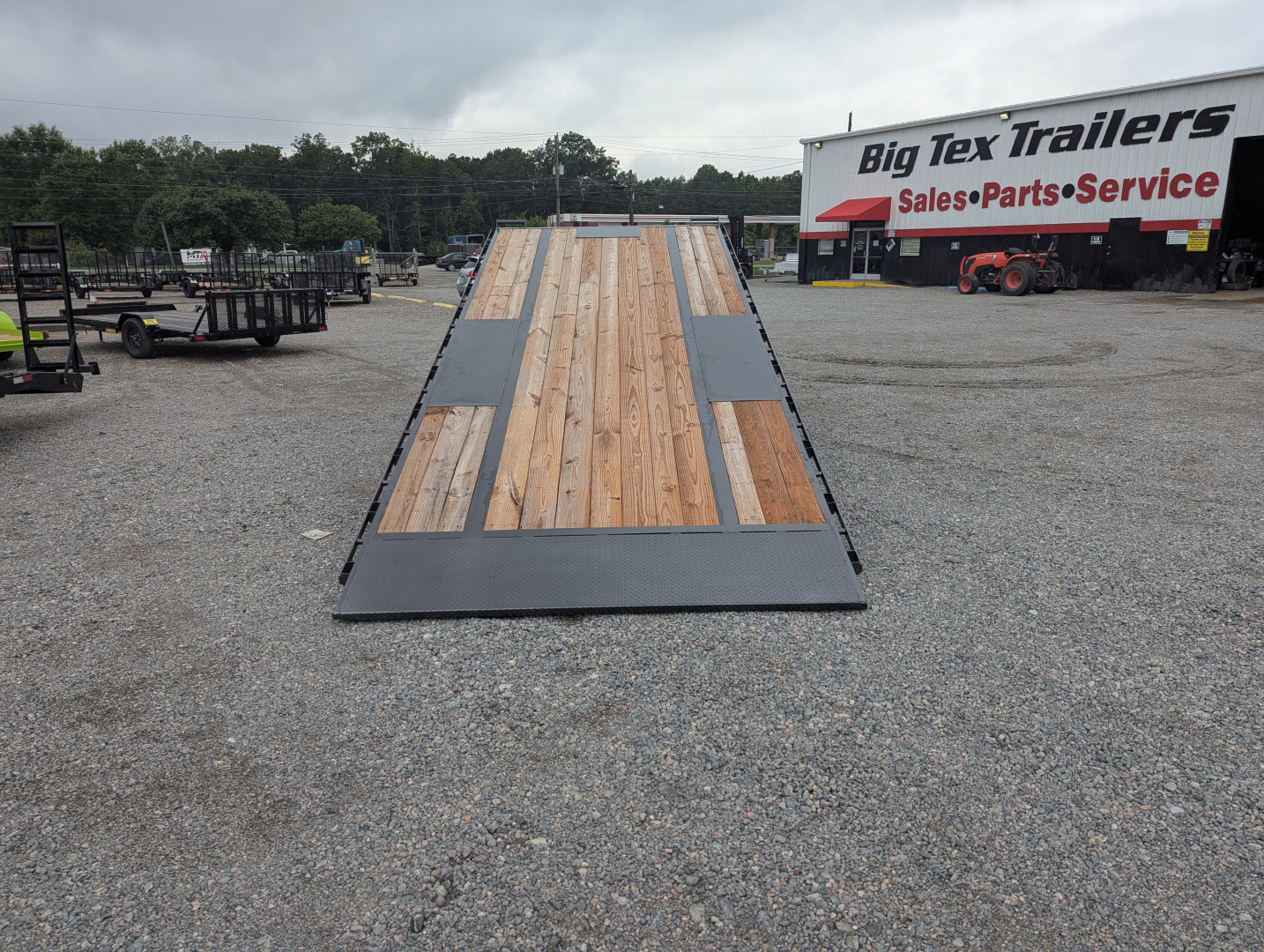 New 2025 Diamond C 22' DET Deckover Tilt Trailer 18000 GVWR