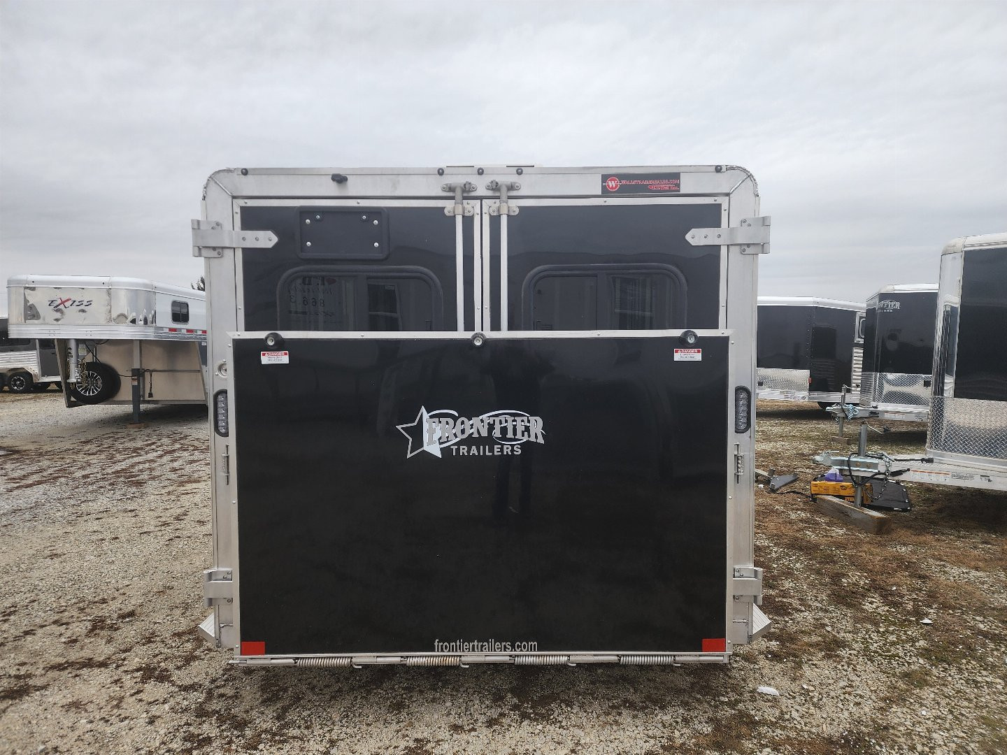 New 2025 Frontier 7x16 6 Pen/ Stock Combo Trailer