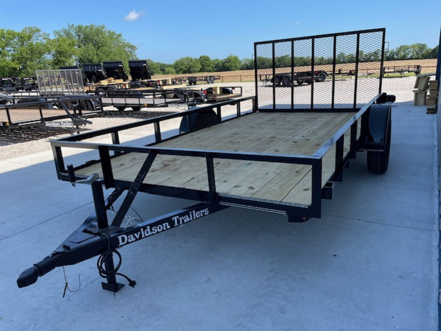 New 2025 DAVIDSON 83X14 SINGLE AXLE ANGLE TOP UTILITY TRAILER W/ 4' GATE