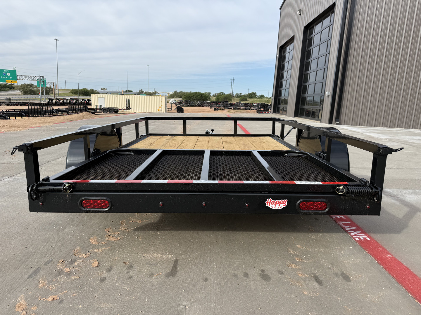 New 2025 X-On 77"x10' Single Axle Utility Trailer - U2