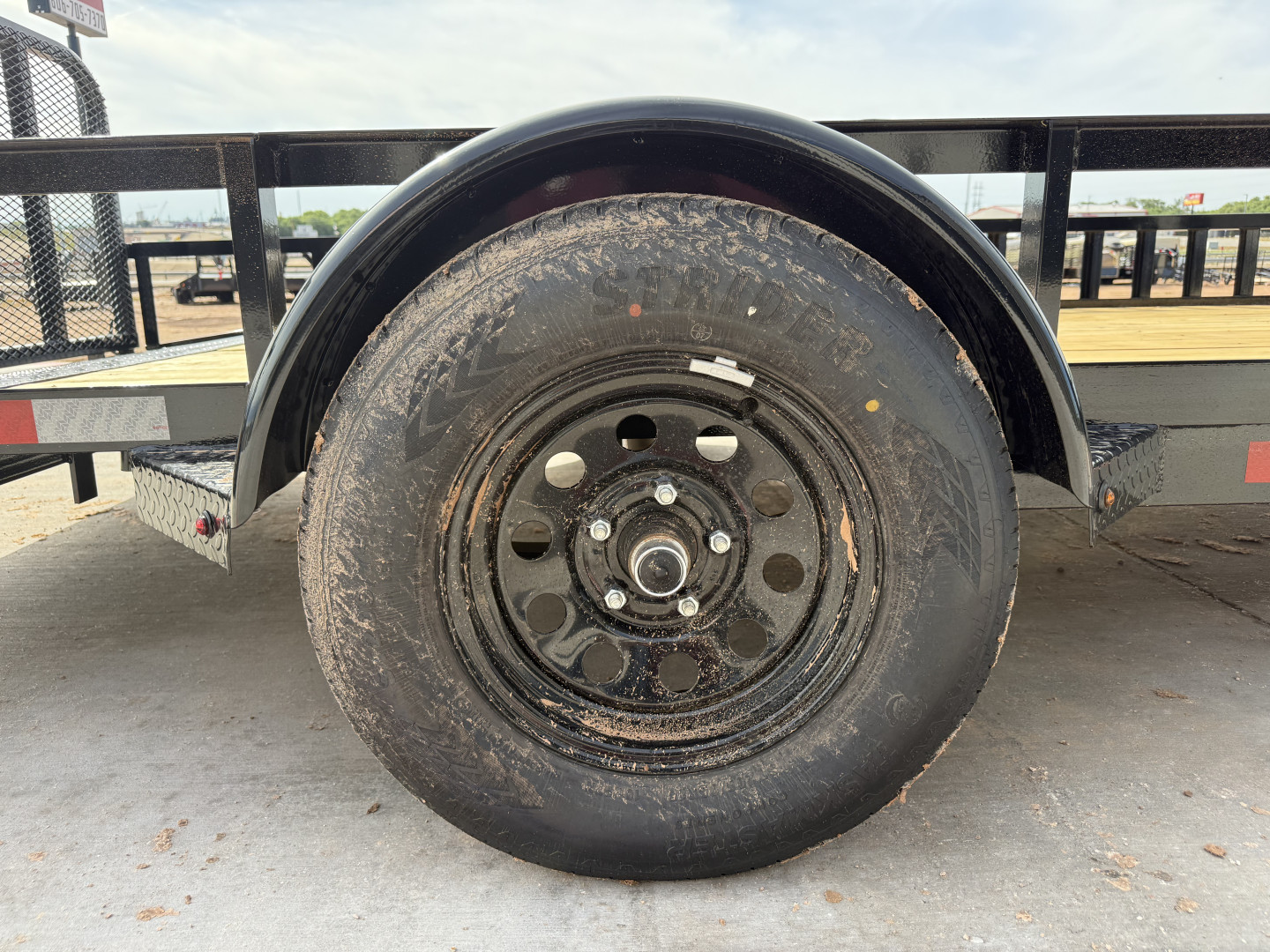 New 2025 X-On 83"x14' Single Axle Utility Trailer - U3