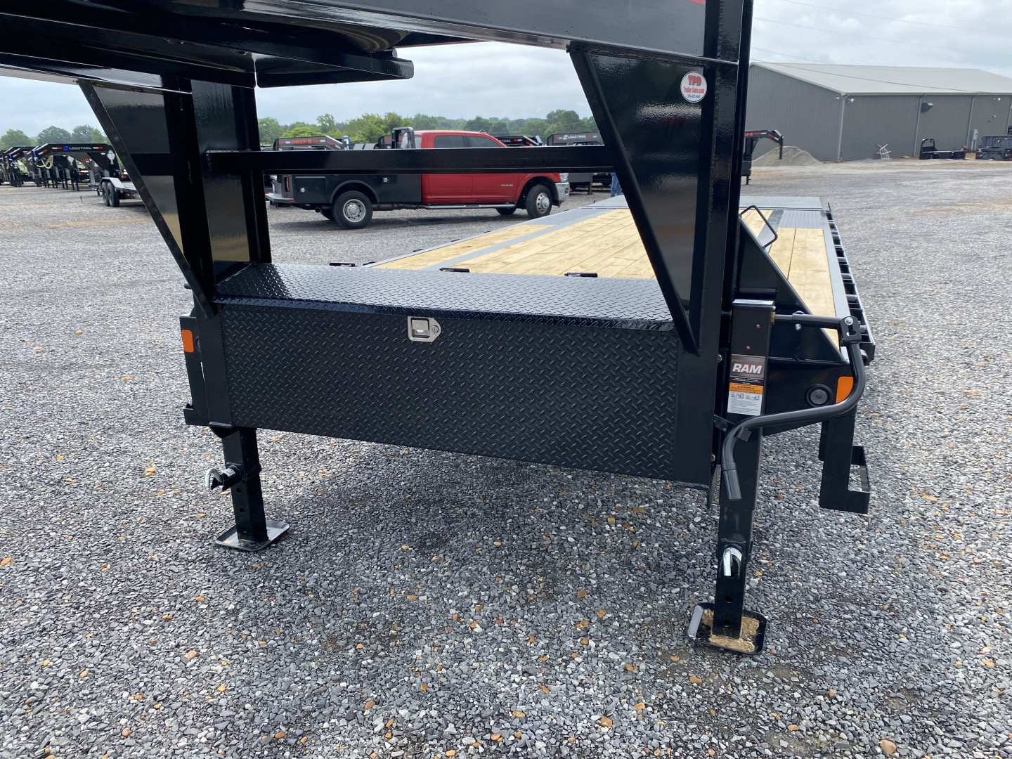 New 2025 Load Trail Gooseneck Trailer | 102" x 25' 14K GVWR