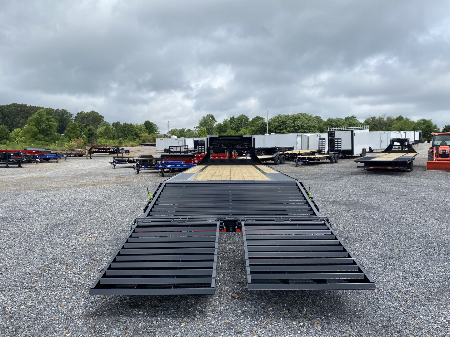 New 2025 Load Trail Gooseneck Trailer | 102" x 25' 14K GVWR