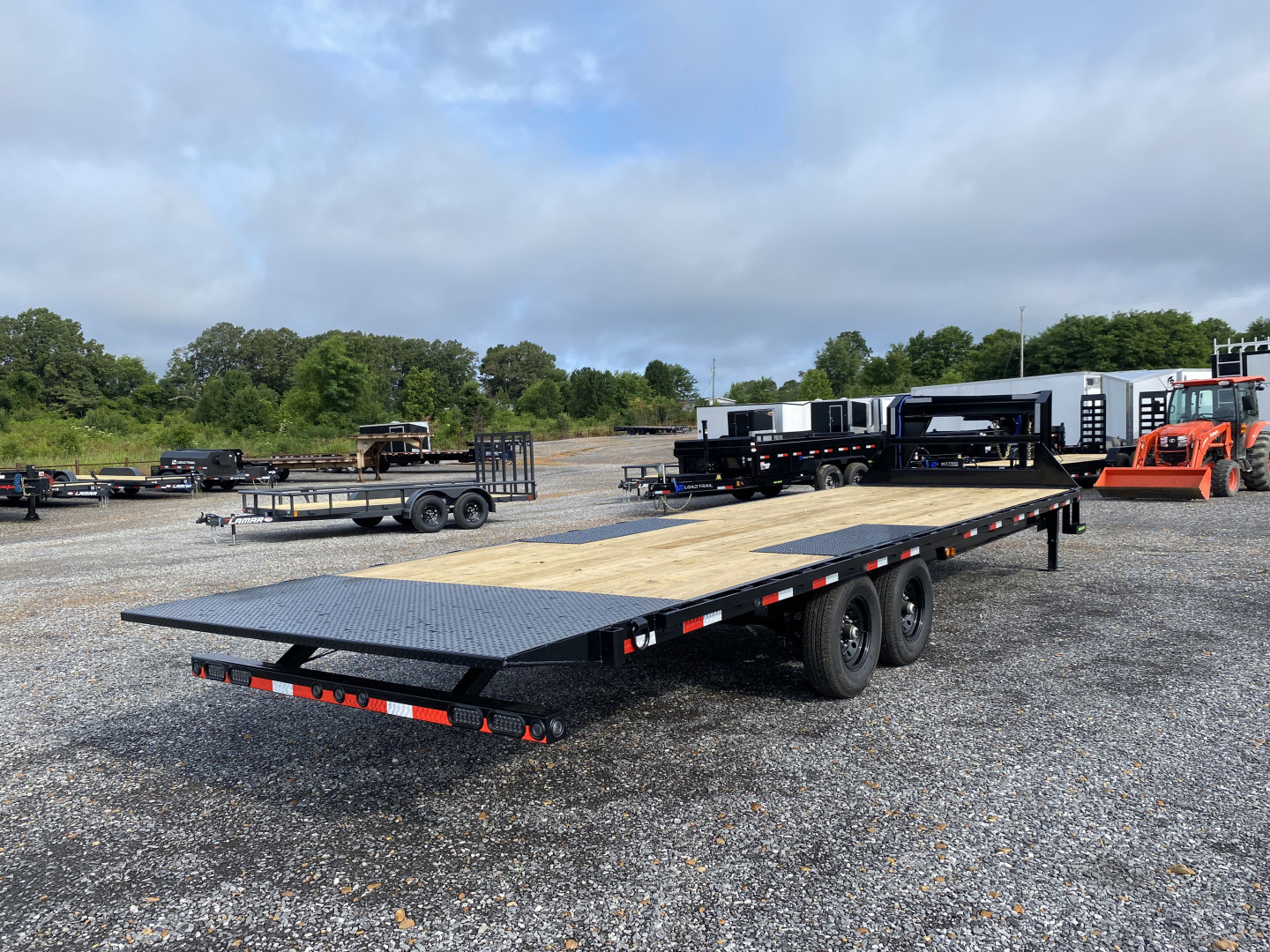 New 2025 Load Trail 102" x 28' 14k Gooseneck Deckover Tilt Trailer