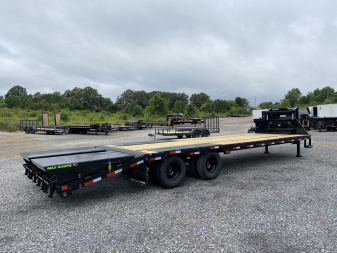New 2025 Load Trail Gooseneck Flatbed Trailer | 102" x 30' 24K GVWR