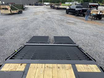 New 2025 Load Trail Gooseneck Flatbed Trailer | 102" x 30' 24K GVWR