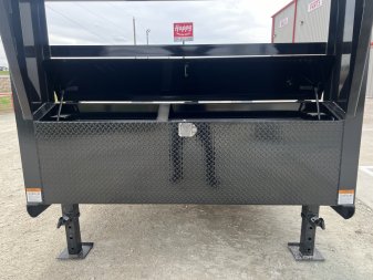 New 2026 PJ 83"x24' Gooseneck Equipment Tilt Trailer – T6