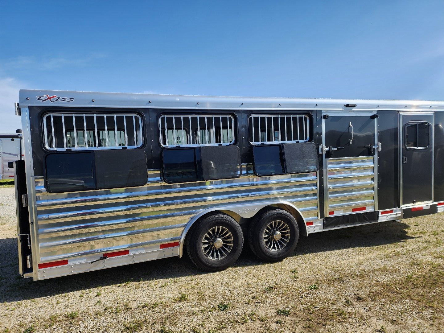 New 2025 Exiss Exhibitor 8022W 8 Pen / Stock Combo Trailer