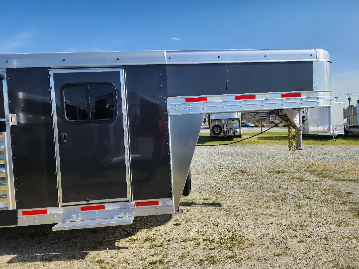 New 2025 Exiss Exhibitor 8022W 8 Pen / Stock Combo Trailer