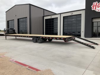New 2026 PJ 102"x40' GN Low-Pro Flatbed w/ Singles - LS