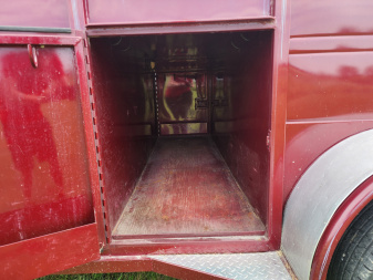 Used 1999 Big Valley LQ 2H Straight Load B/P Horse Trailer ( No Trade )