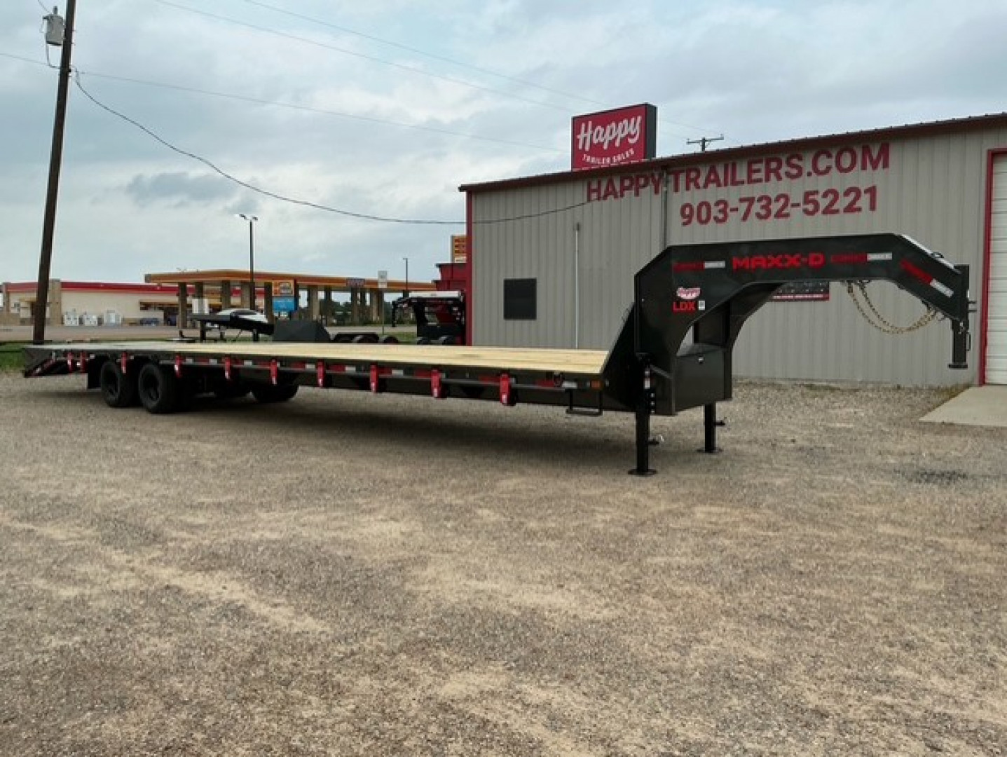 New 2026 102”x40’ MAXX-D GN Flatbed w/ Duals – LDX
