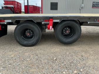 New 2026 102”x40’ MAXX-D GN Flatbed w/ Duals – LDX