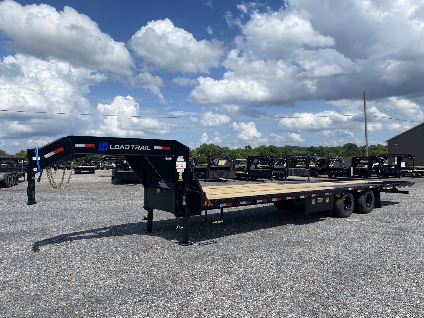 New 2025 Load Trail Gooseneck Trailer | 102" x 32' 24K GVWR