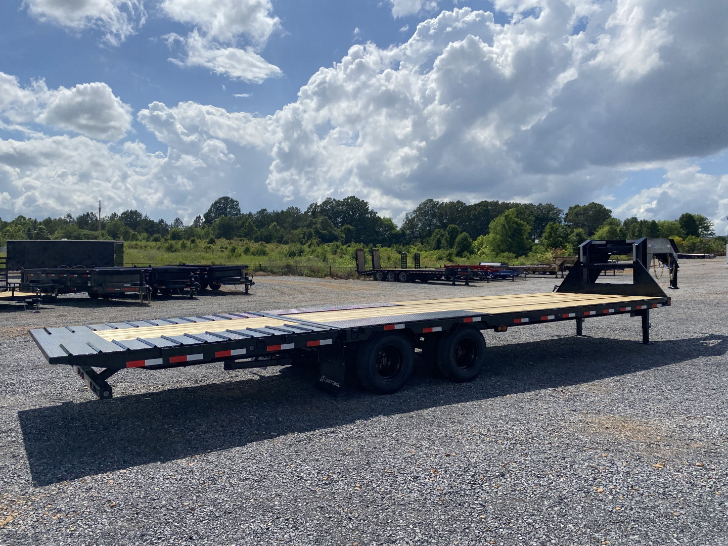New 2025 Load Trail Gooseneck Trailer | 102" x 32' 24K GVWR