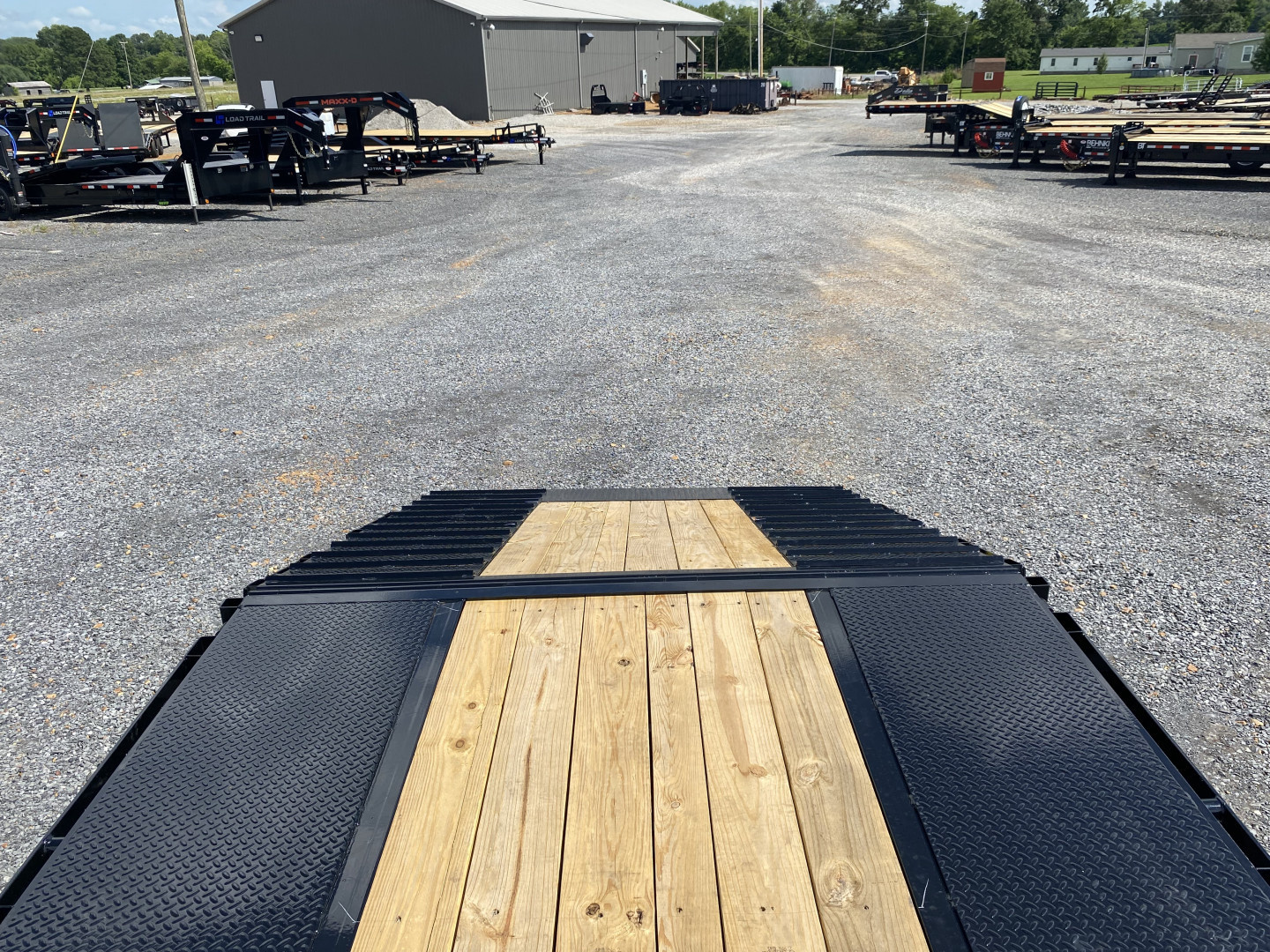 New 2025 Load Trail Gooseneck Trailer | 102" x 32' 24K GVWR