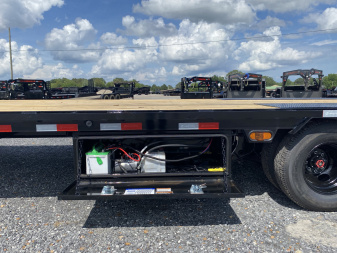 New 2025 Load Trail Gooseneck Trailer | 102" x 32' 24K GVWR