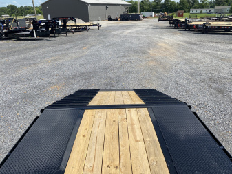 New 2025 Load Trail Gooseneck Trailer | 102" x 32' 24K GVWR