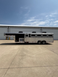Used 2022 Sooner Select 8026 12 Pen / Stock Combo Trailer ( NO TRADE)