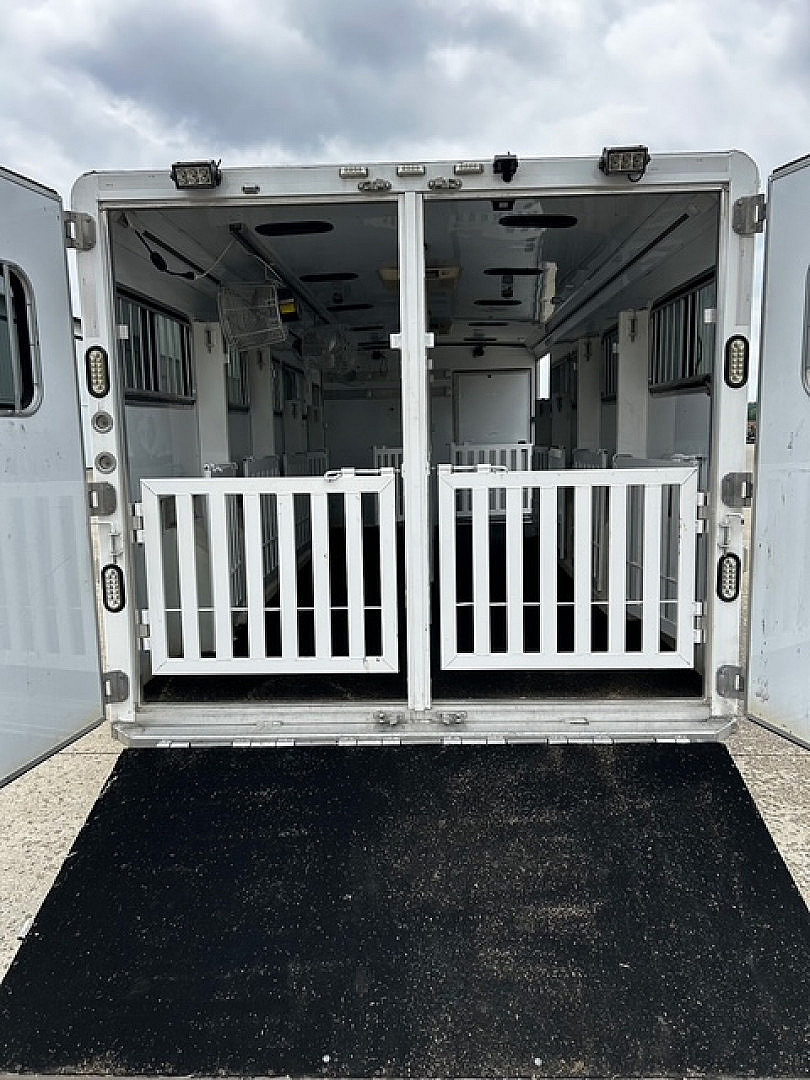 Used 2013 Sooner C-SR STCLP 826 12 Pen / Stock Combo Trailer ( NO TRADE)
