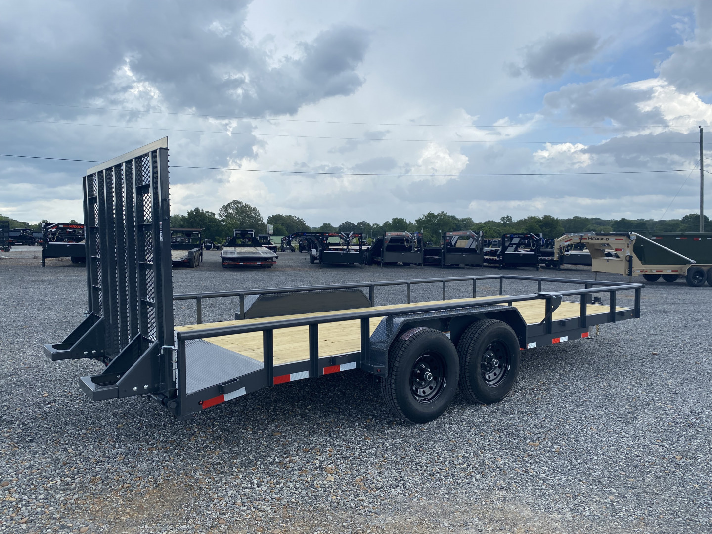New 2025 Lamar 83"x20' 10k Utility Trailer