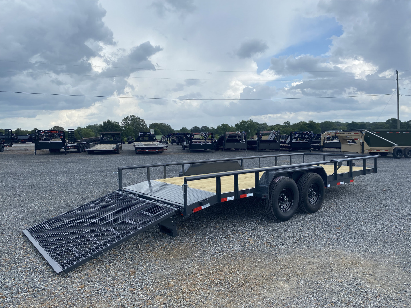 New 2025 Lamar 83"x20' 10k Utility Trailer