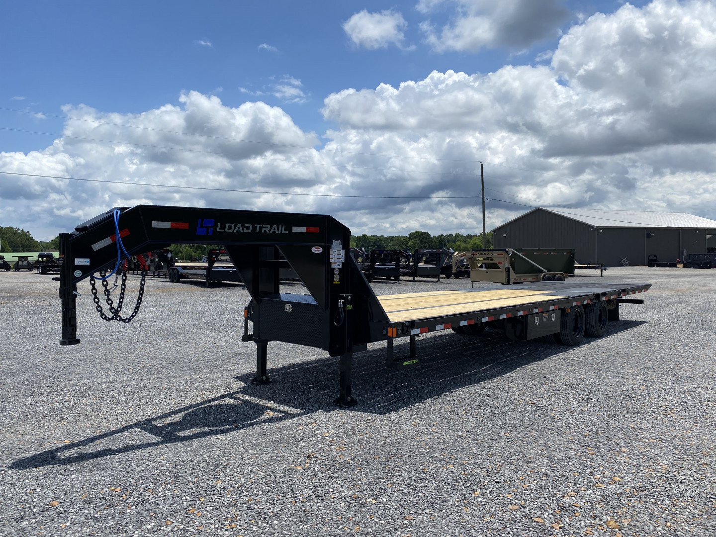 New 2025 Load Trail Gooseneck Trailer | 102" x 32' 30K GVWR