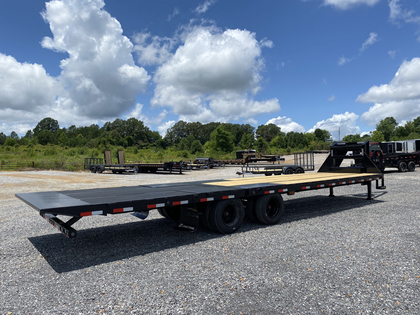 New 2025 Load Trail Gooseneck Trailer | 102" x 32' 30K GVWR