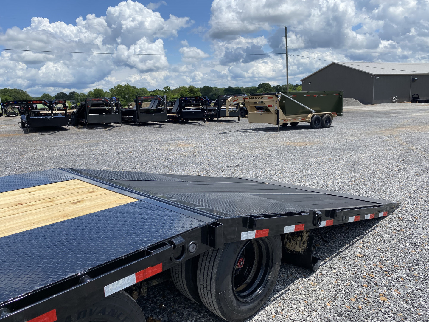 New 2025 Load Trail Gooseneck Trailer | 102" x 32' 30K GVWR