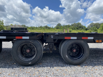 New 2025 Load Trail Gooseneck Trailer | 102" x 32' 30K GVWR