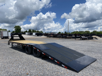 New 2025 Load Trail Gooseneck Trailer | 102" x 32' 30K GVWR