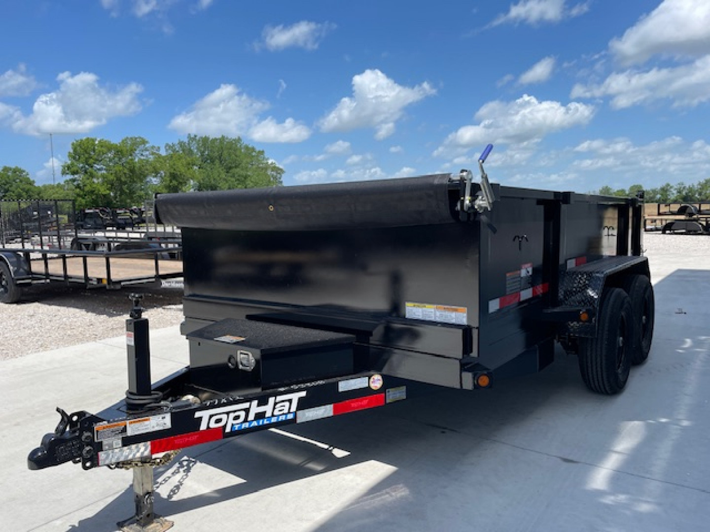 New 2025 TOP HAT 77X12 BUMPER PULL DUMP TRAILER , 2' WALLS, (2)5200LB TANDEM AXLES, GVWR 9900LBS