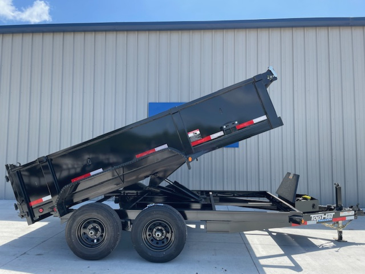 New 2025 TOP HAT 77X12 BUMPER PULL DUMP TRAILER , 2' WALLS, (2)5200LB TANDEM AXLES, GVWR 9900LBS