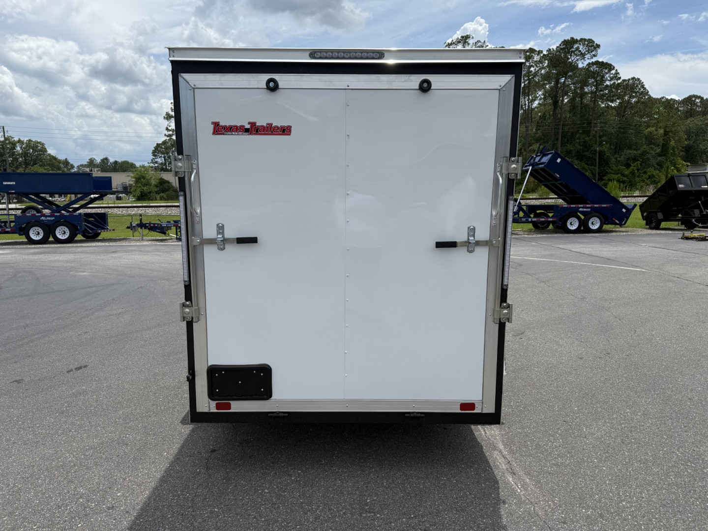 New TX6X10SA TEXAS TRAILERS 6' X 10' CARGO / ENCLOSED TRAILER W/ REAR RAMP DOOR & SIDE DOOR