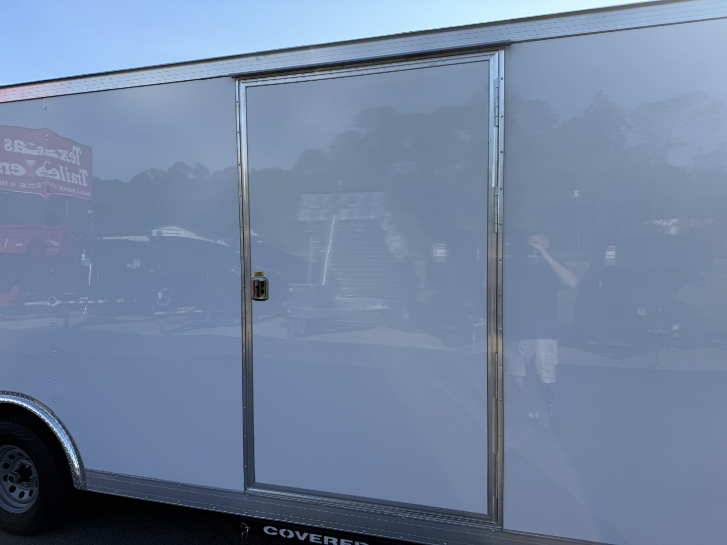 New TX8.5X24TA3 Texas Trailers Cargo / Enclosed Trailer w/ Ramp Door & 48" Side Door