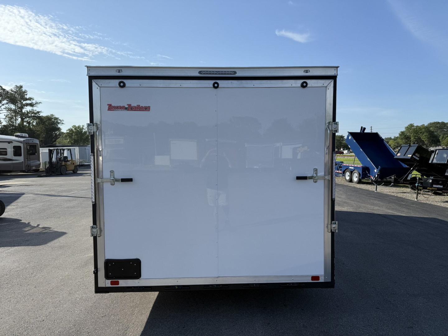 New TX8.5X24TA3 Texas Trailers Cargo / Enclosed Trailer w/ Ramp Door & 48" Side Door