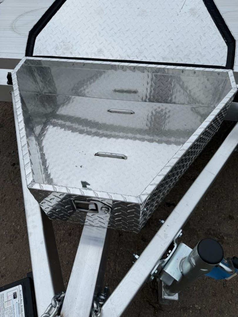 New 2025 Aluma WB26H-TA-EL-DOF-R-RR Utility Trailer