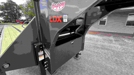 New 2026 102”x40’ MAXX-D GN Flatbed w/ Duals – LDX