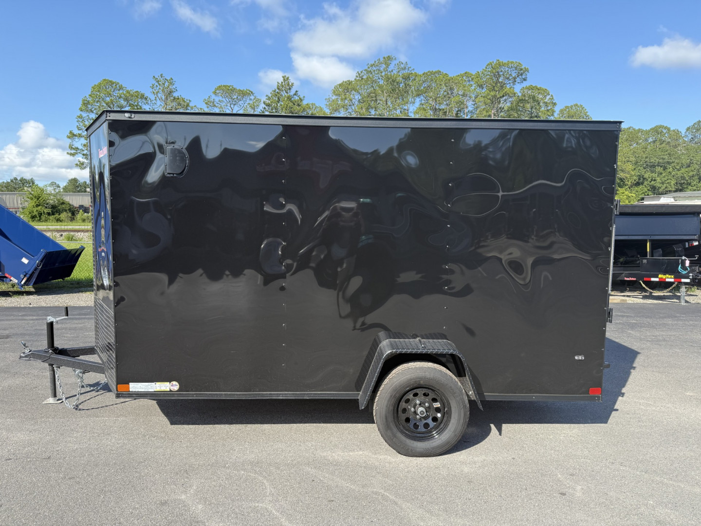 New TX6X12SA TEXAS TRAILERS 6' X 12' CRAGO / ENCLOSED TRAILER W/ REAR RAMP DOOR & SIDE DOOR
