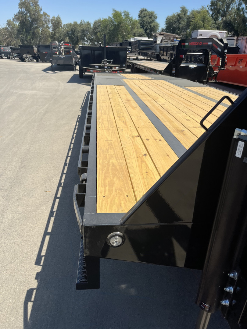 New 2026 MAXX-D YDX10232 Flatbed Trailer