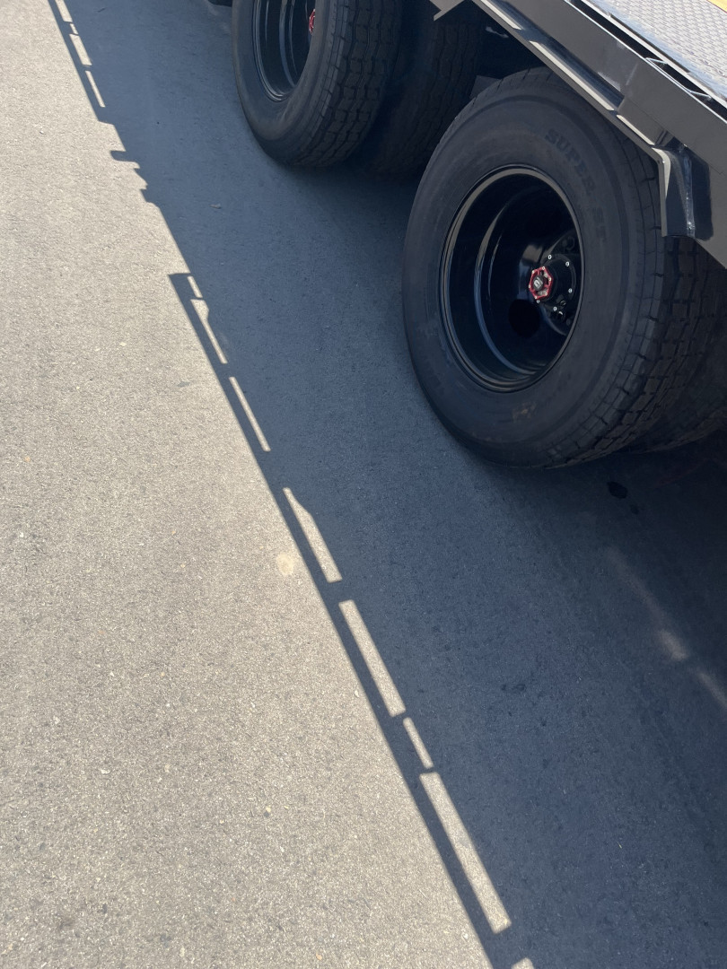New 2026 MAXX-D YDX10232 Flatbed Trailer
